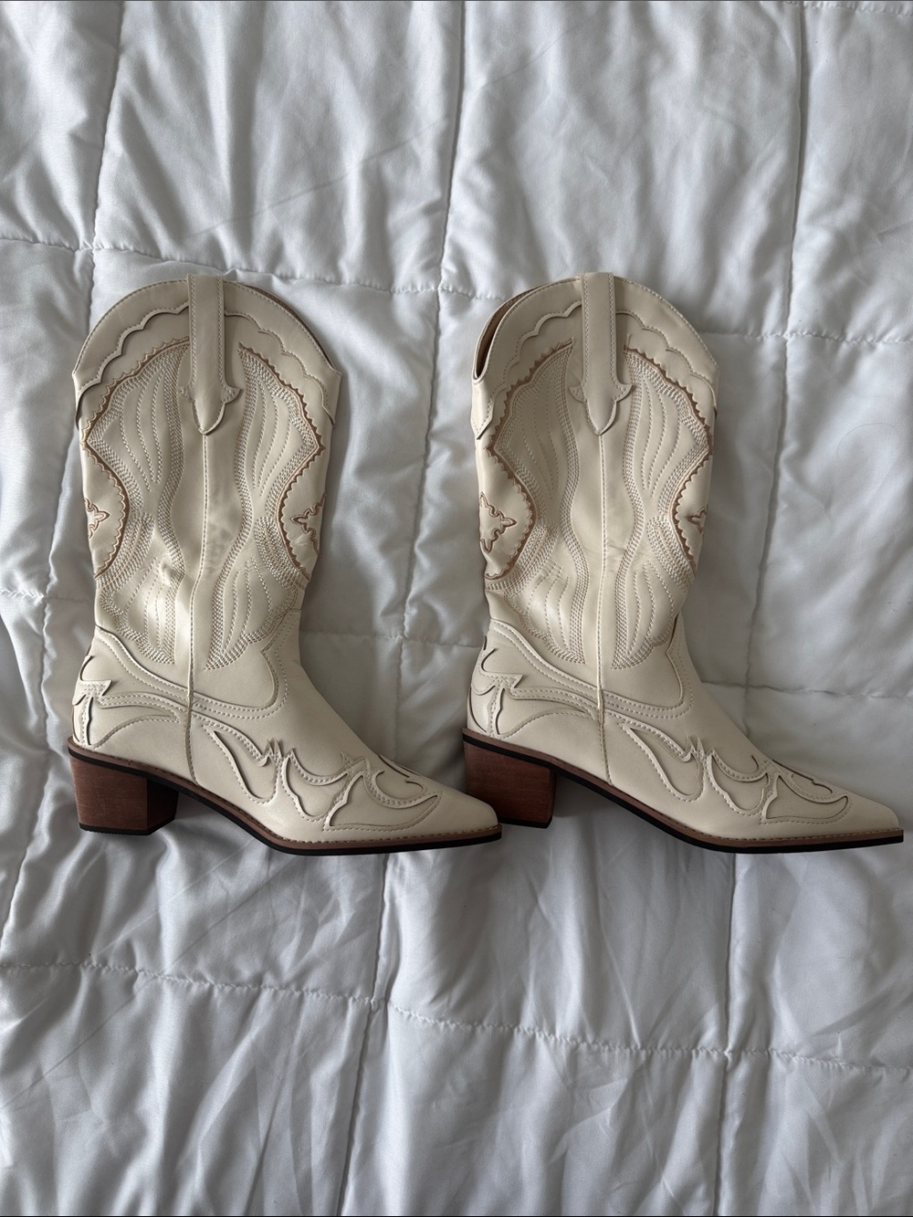 Cream Western Cowboy Boots for Women